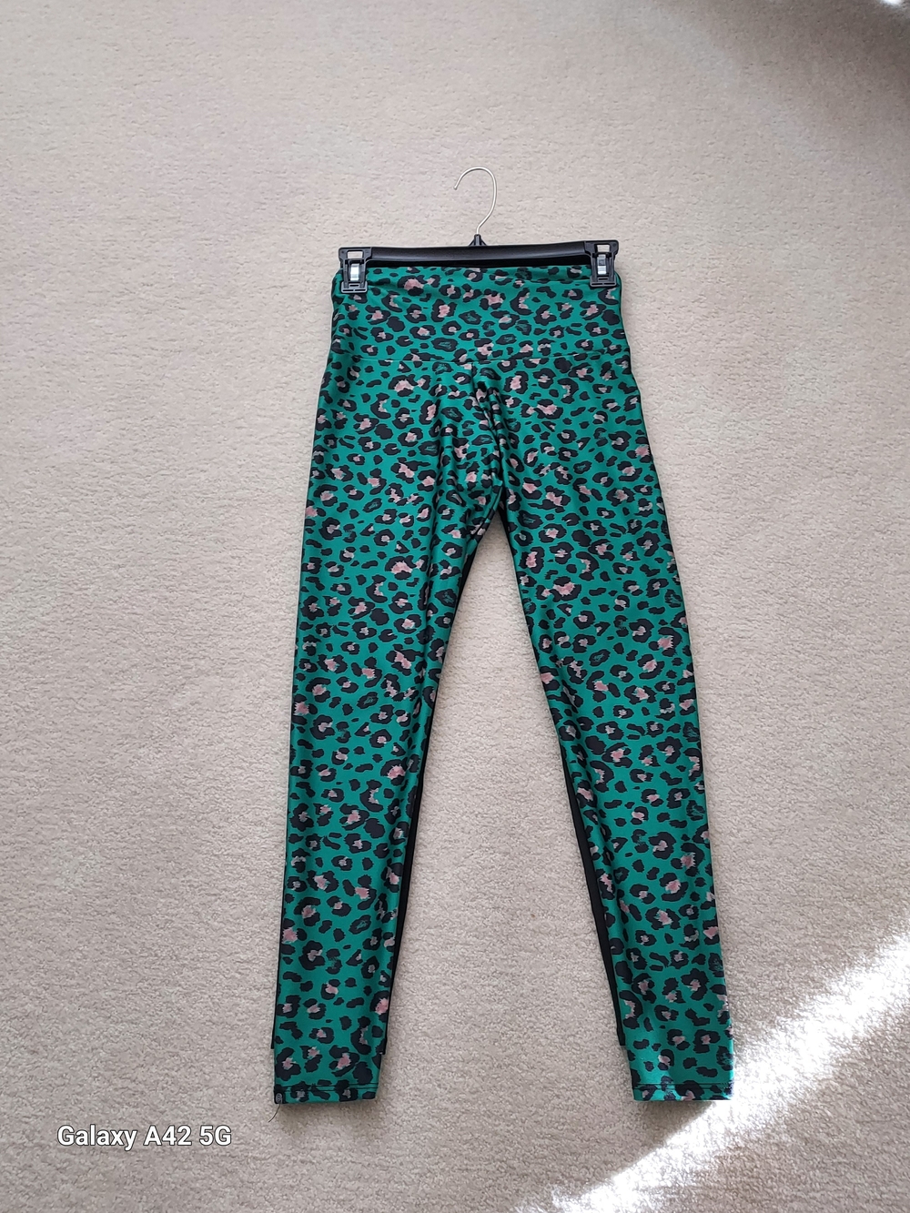 Onzie Green Leopard Print High-Waist Leggings